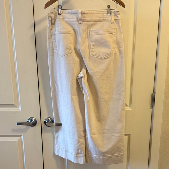 Like New Chico’s Pull On Women's Cream Wide-Leg Crop Jeans Size 10/Chico’s 2.5 - Picture 12 of 14